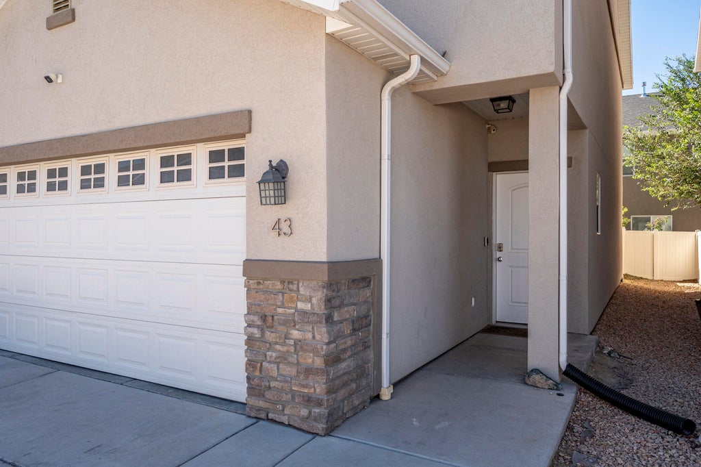 Photo of 173 E Fiddlers Canyon RD #43, Cedar City, UT 84721 (MLS # 118002)