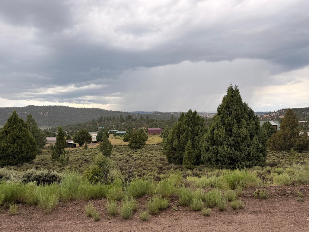 Photo of Uintah DR, Duck Creek Village, UT 84762 (MLS # 117230)