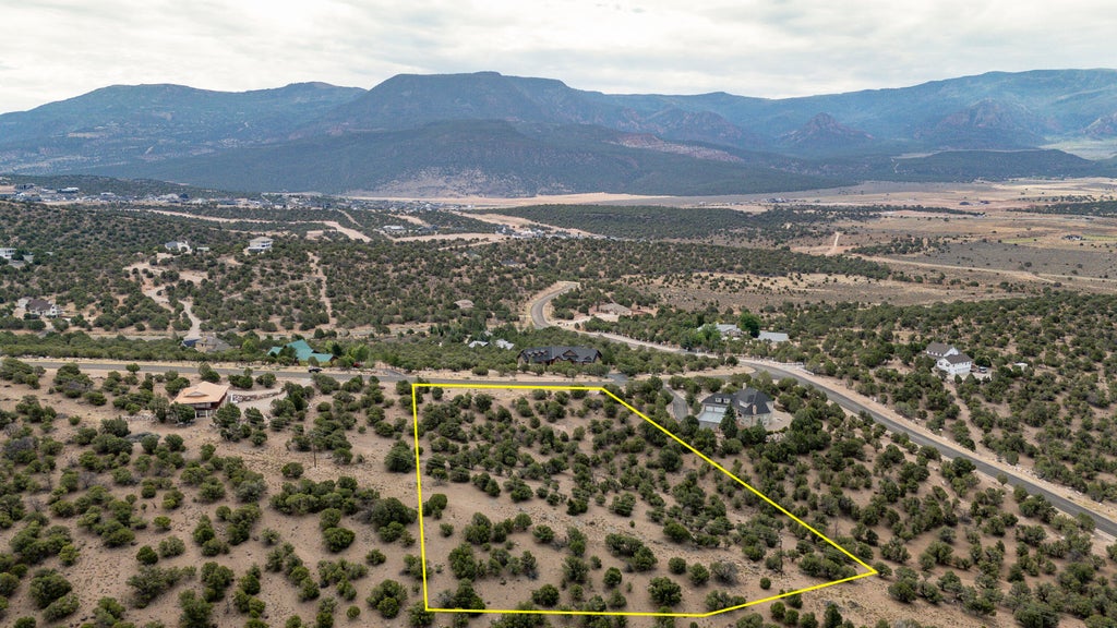 Photo of 1870 S Hill Crest DR S, Cedar City, UT 84720 (MLS # 117300)