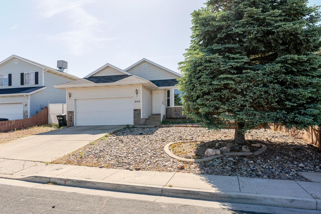 Photo of 2152 N Chandler DR, Cedar City, UT 84721 (MLS # 116211)