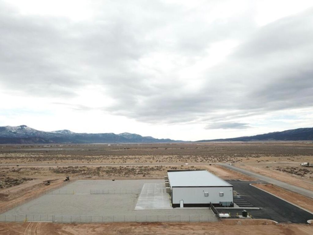 Photo of 6800 Shop Space For Rent, Cedar City, UT 84721 (MLS # 114209)