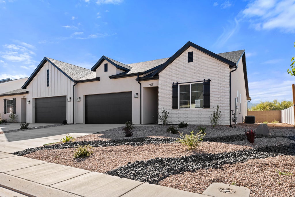 Photo of 355 W Rosie Lp Loop, Cedar City, UT 84721 (MLS # 118086)