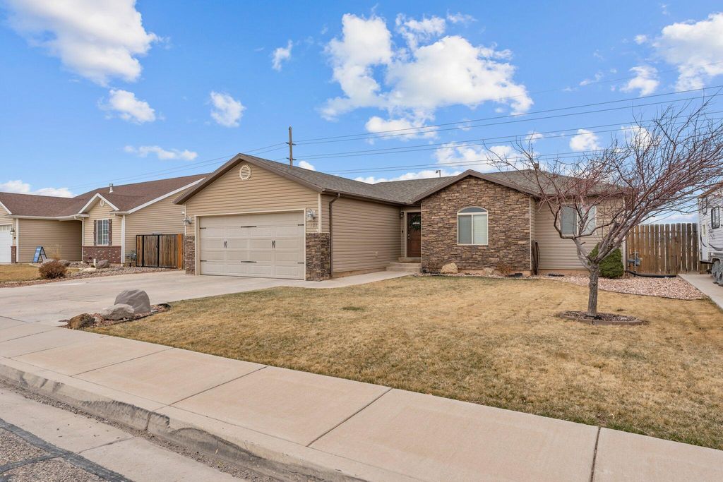 Photo of 131 N 4275 W, Cedar City, UT 84720 (MLS # 116101)