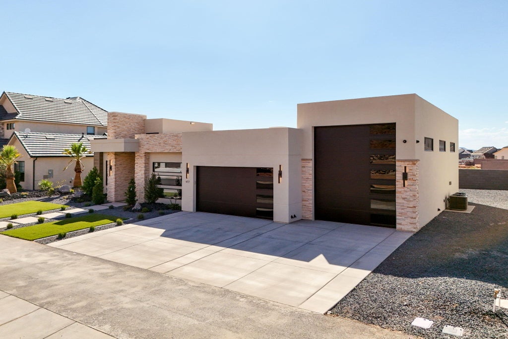 Photo of 477 E Weatherby Way, Washington, UT 84780 (MLS # 118113)