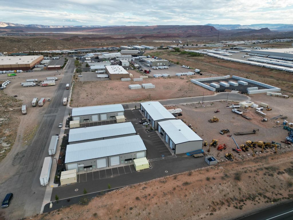 Photo of 1719 N 5500 W, Hurricane, UT 84737 (MLS # 113222)