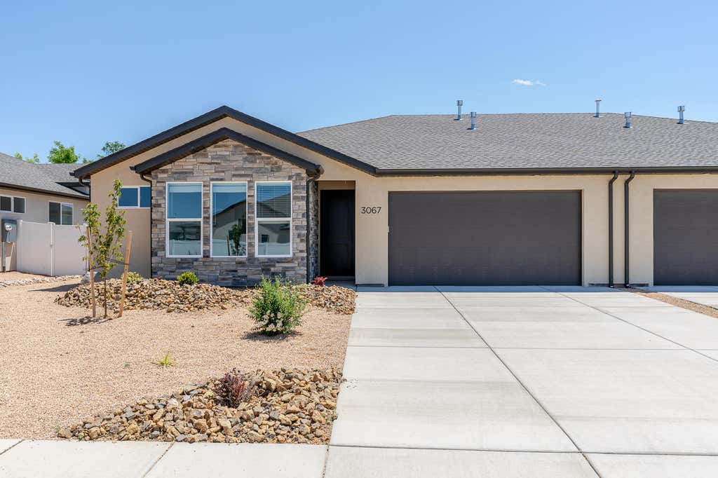 Photo of 3067 W EKKO View LP, Cedar City, UT 84721 (MLS # 110991)