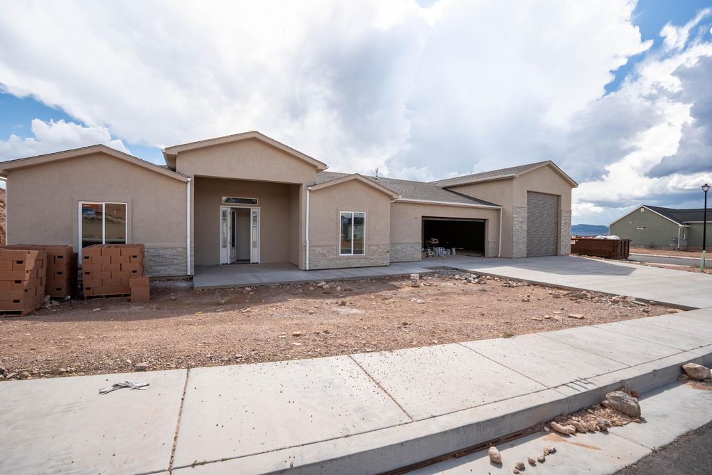 Photo of 535 S Foundation Trail, Cedar City, UT 84720 (MLS # 112309)