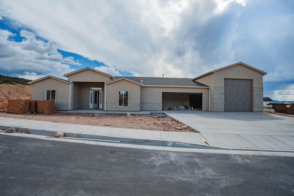 Photo of 535 S Foundation Trail, Cedar City, UT 84720 (MLS # 112309)