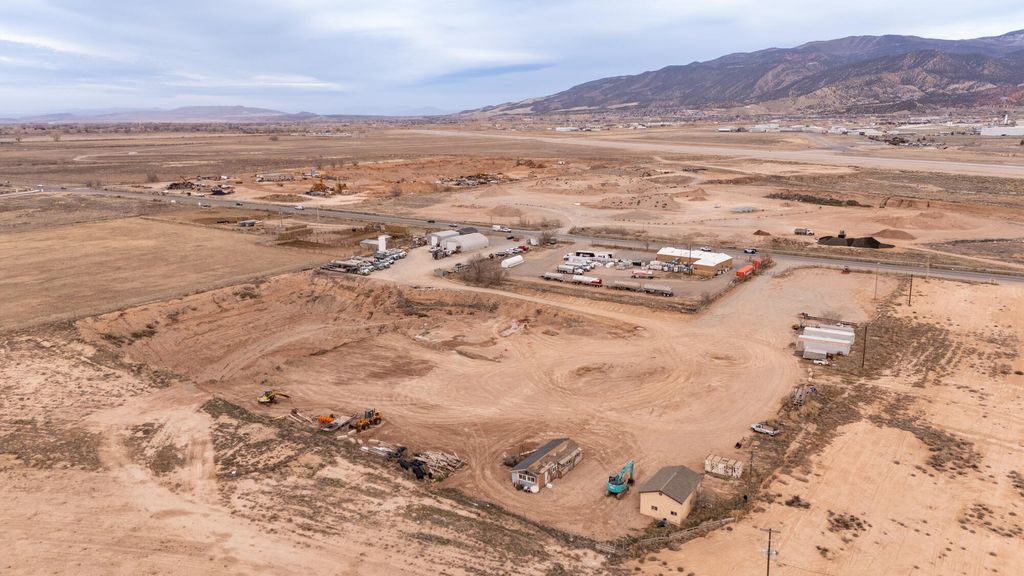 Photo of 951 N Lund Highway Hwy, Cedar City, UT 84721 (MLS # 114763)