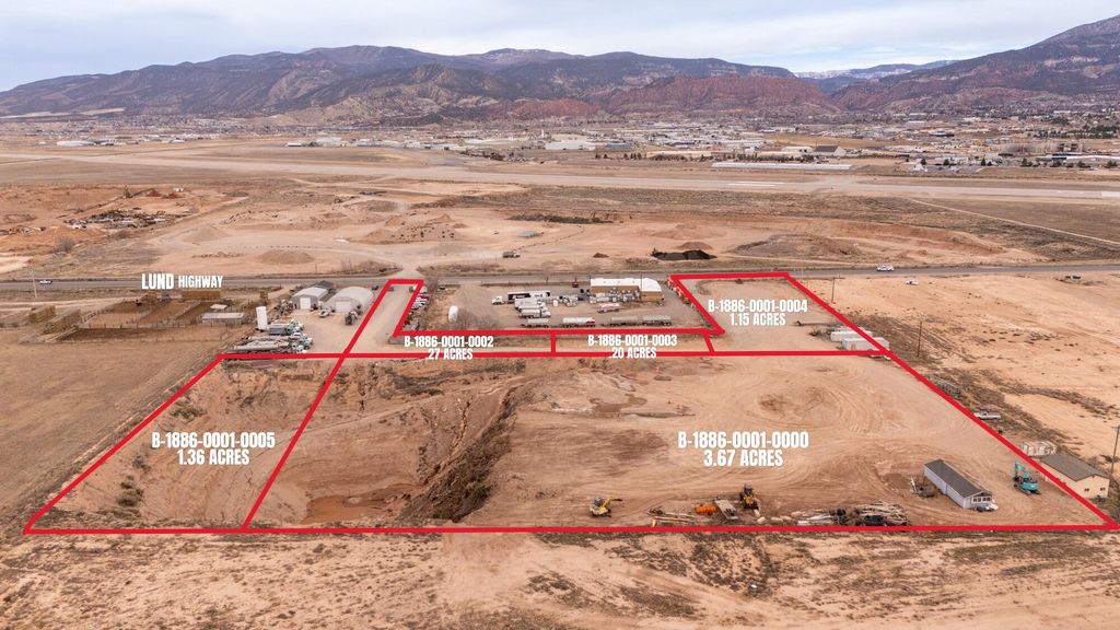 Photo of 951 N Lund Highway Hwy, Cedar City, UT 84721 (MLS # 114763)