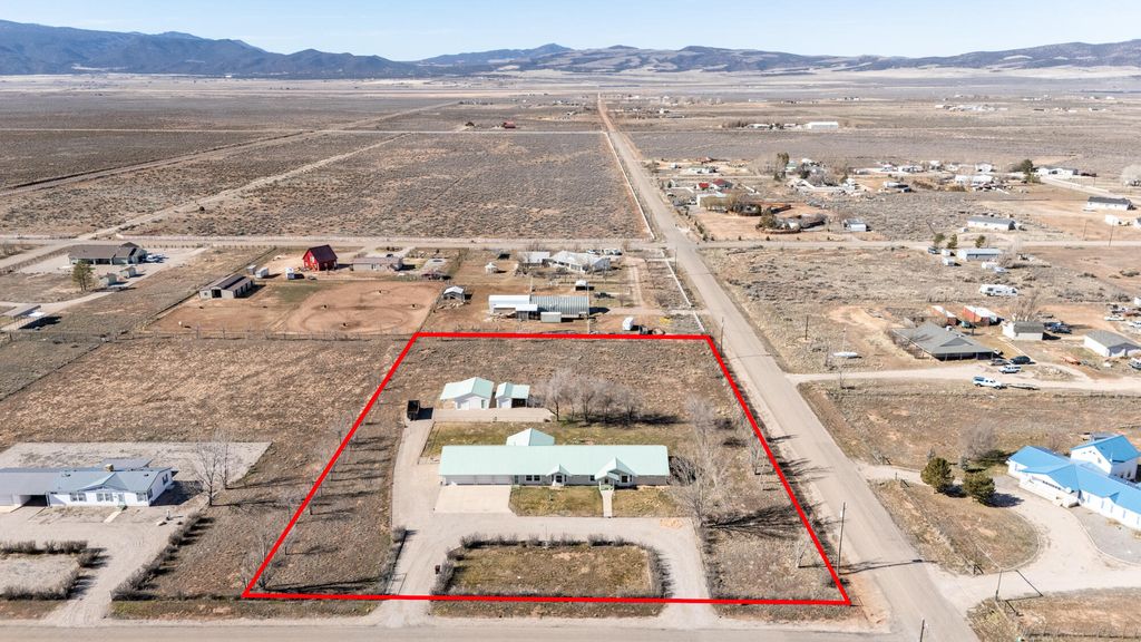 Photo of 1424 S 5175 W, Cedar City, UT 84720 (MLS # 114688)