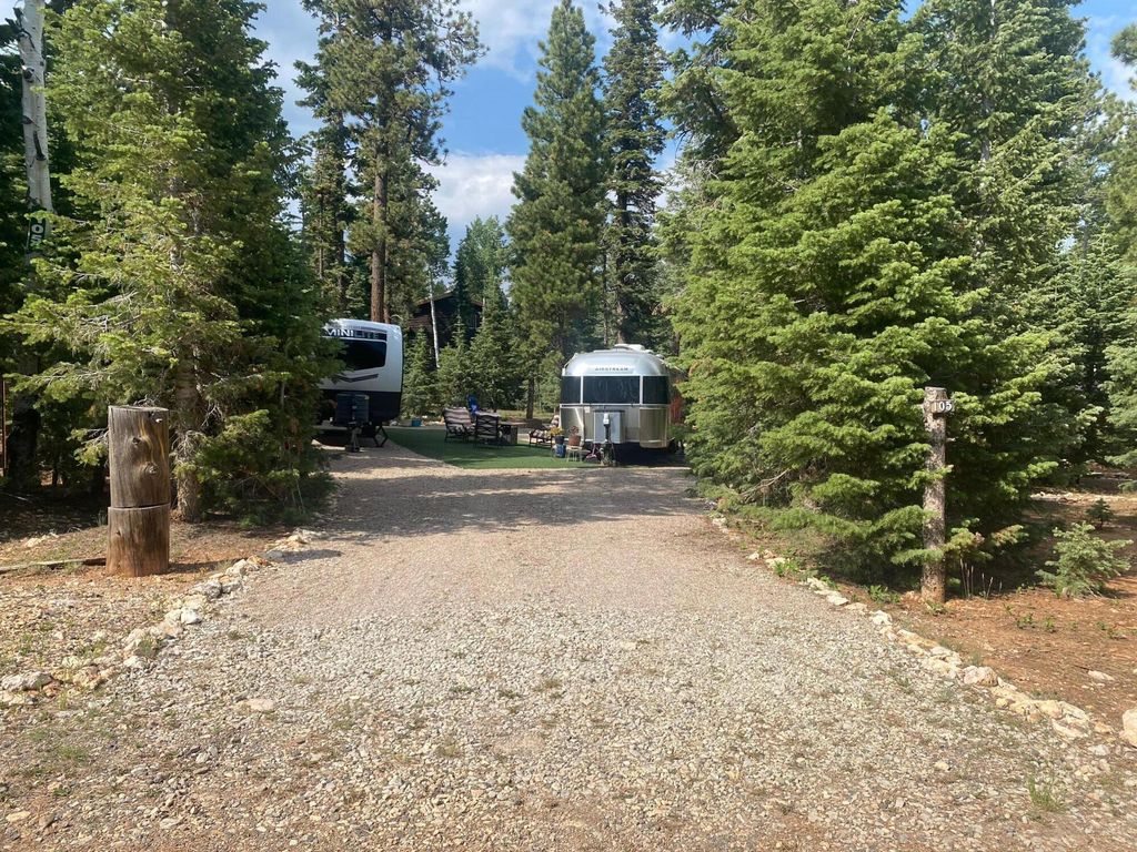 Photo of 105 E Christensen RD, Duck Creek Village, UT 84762 (MLS # 112045)