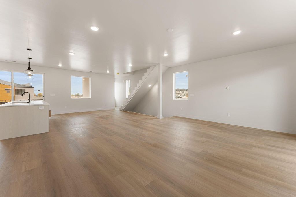 Photo of 432 E Fiddlers Canyon Road #122, Cedar City, UT 84721 (MLS # 114064)