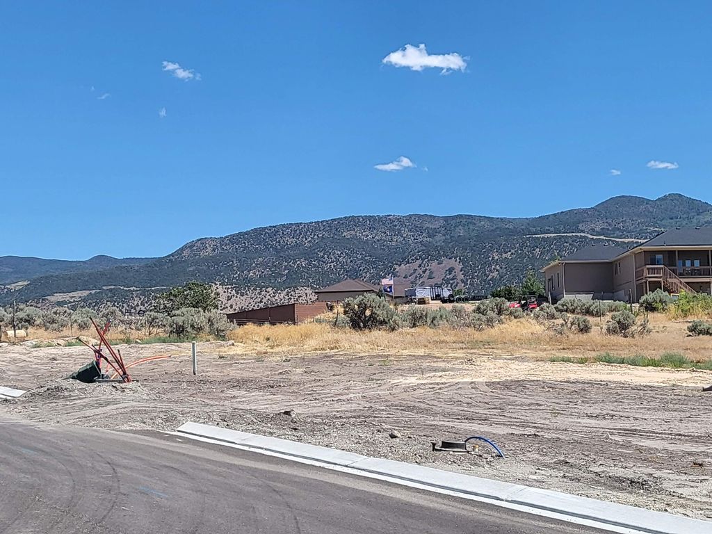Photo of 1860 E 5250 N, Cedar City, UT 84721 (MLS # 113148)