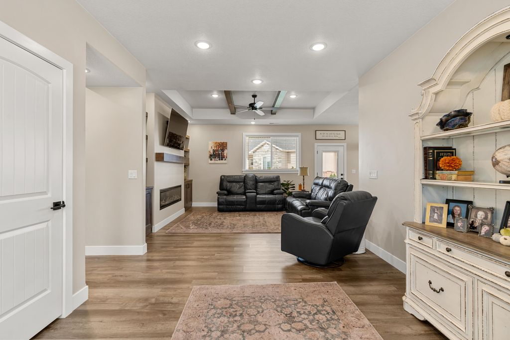 Photo of 1112 W 275 S, Parowan, UT 84761 (MLS # 113289)