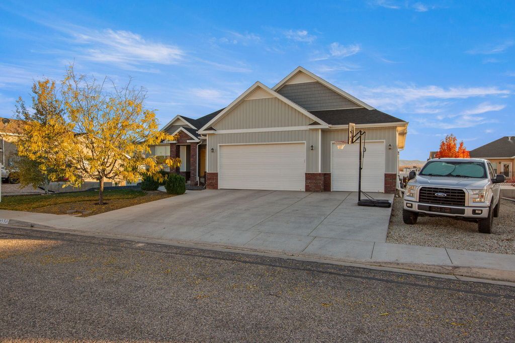 Photo of 3853 W 1300 N, Cedar City, UT 84721 (MLS # 113671)