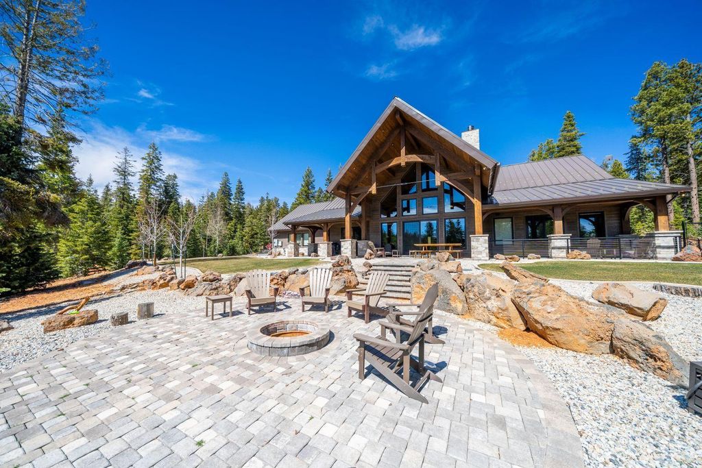 Photo of 2875 N Smith and Wesson CIR, Duck Creek Village, UT 84762 (MLS # 116423)