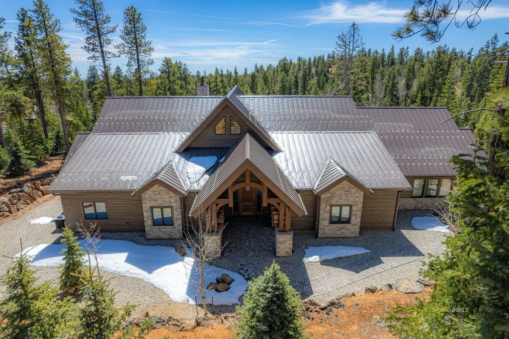 Photo of 2875 N Smith and Wesson CIR, Duck Creek Village, UT 84762 (MLS # 116423)