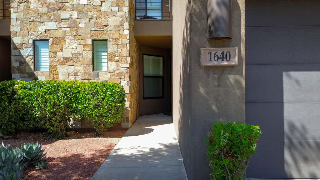 Photo of 1640 W Caledonia Dunes DR, Saint George, UT 84770 (MLS # 116333)