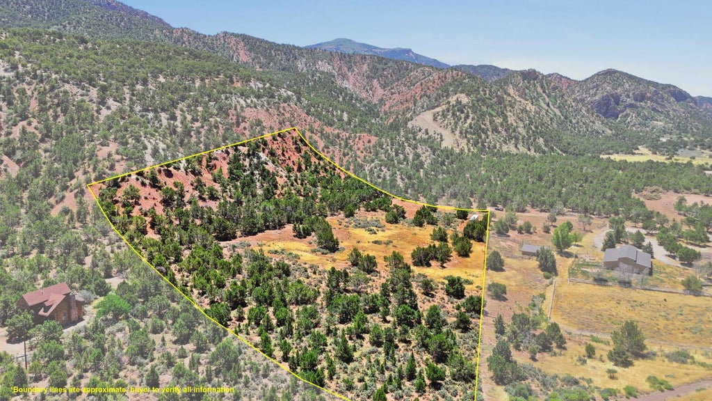 Photo of 8.46 Acres Spring Creek RD, Kanarraville, UT 84742 (MLS # 116850)