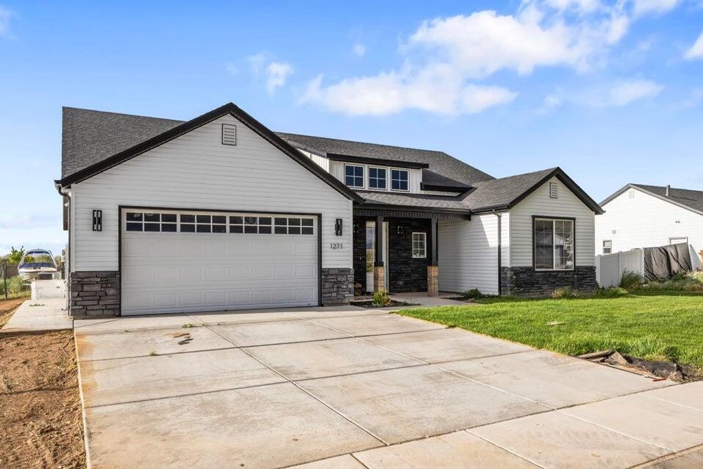 Photo of 1271 Southern Homestead Blvd, Enoch, UT 84721 (MLS # 112802)