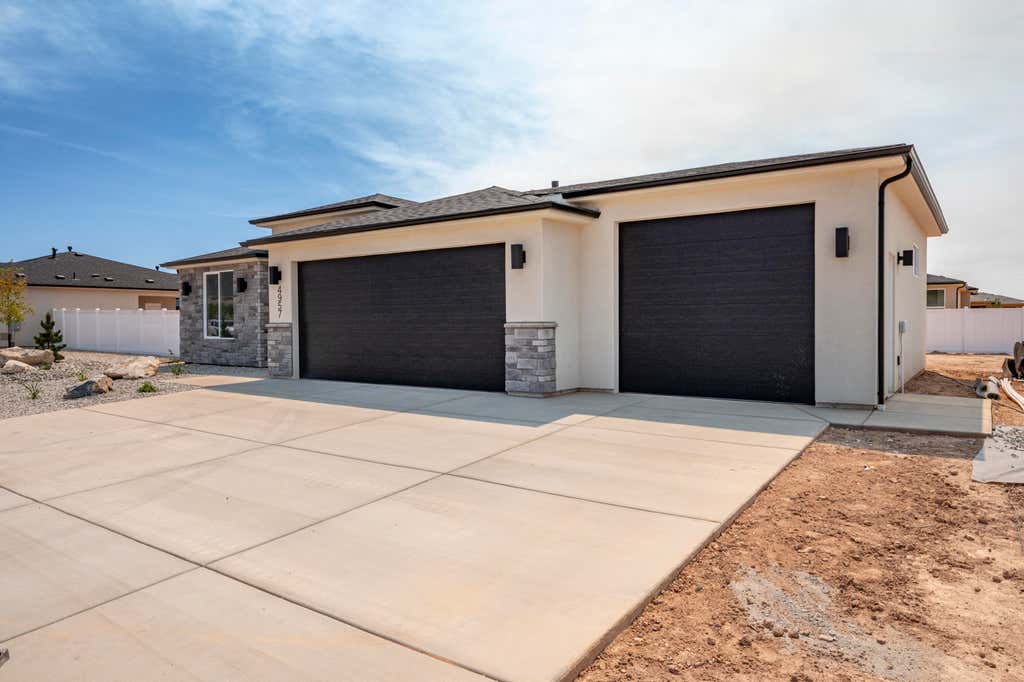 Photo of 4957 N 970 E #Lot 90, Enoch, UT 84721 (MLS # 115668)