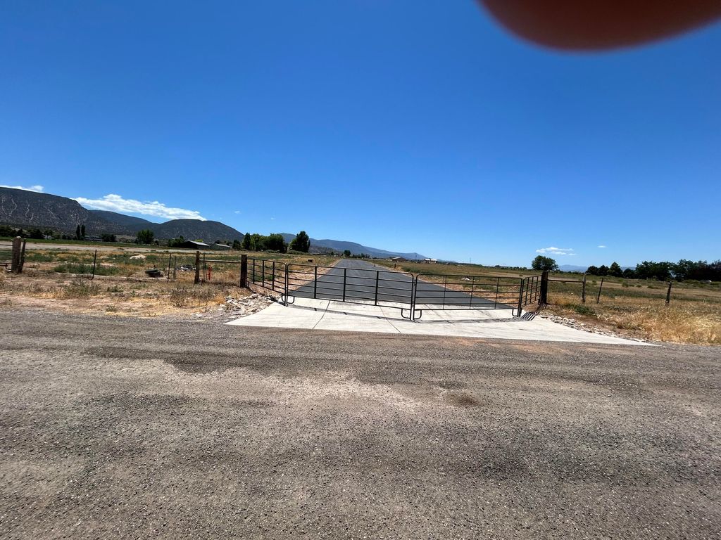 Photo of Parcel 3 Virgin Vista Ent Subd, Enoch, UT 84721 (MLS # 111240)