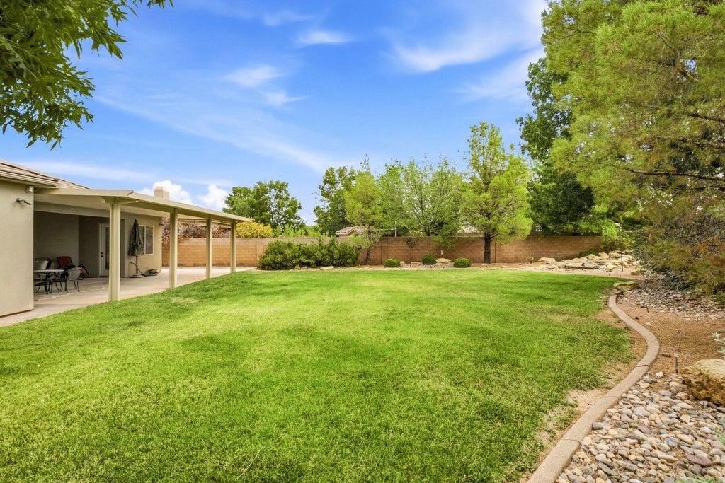 Photo of 2476 E Meadow Mist Way, Saint George, UT 84790 (MLS # 117735)