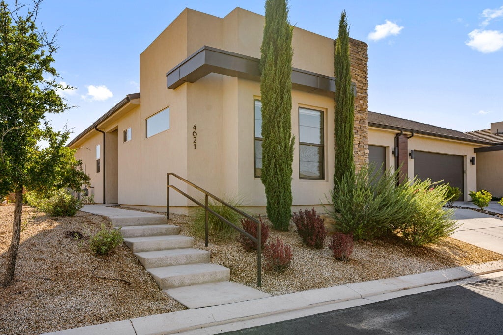 Photo of 4621 S Wallace CIR, Saint George, UT 84790 (MLS # 118367)