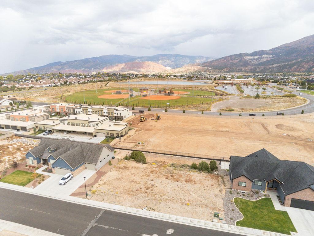 Photo of 933 S Cliffs DR #Lot 38, Cedar City, UT 84720 (MLS # 113496)