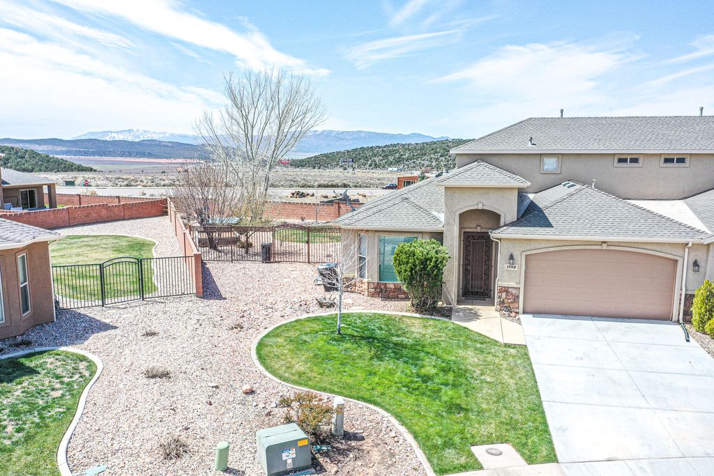 Photo of 1598 S West Canyon DR, Cedar City, UT 84720 (MLS # 112337)