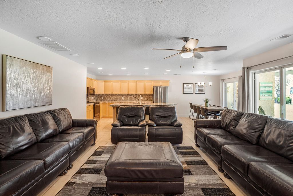 Photo of 1845 W Canyon View DR #902, Saint George, UT 84770 (MLS # 116267)