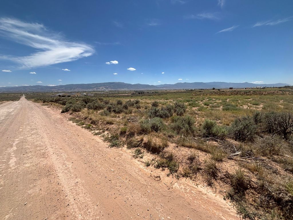 Photo of 2122 6400 N, Cedar City, UT 84721 (MLS # 112579)