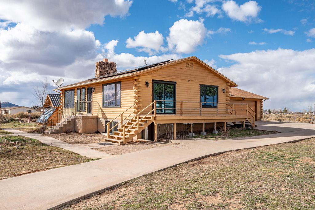 Photo of 2300 W 5300 N, Cedar City, UT 84721 (MLS # 115081)