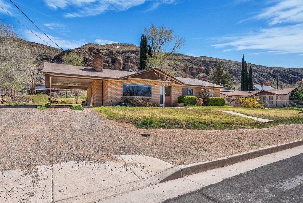 Photo of 34 N 60 E, La Verkin, UT 84745 (MLS # 115229)