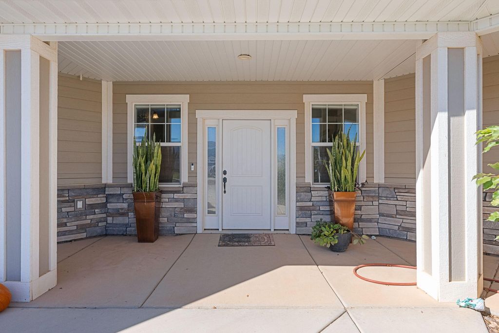 Photo of 4785 N 2525 W, Cedar City, UT 84721 (MLS # 113742)