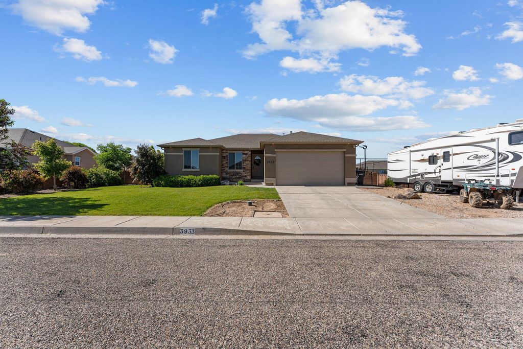 Photo of 3933 W 150 S, Cedar City, UT 84720 (MLS # 111735)