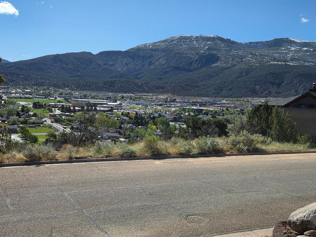 Photo of 540 S Rose Hill RD, Cedar City, UT 84720 (MLS # 116499)