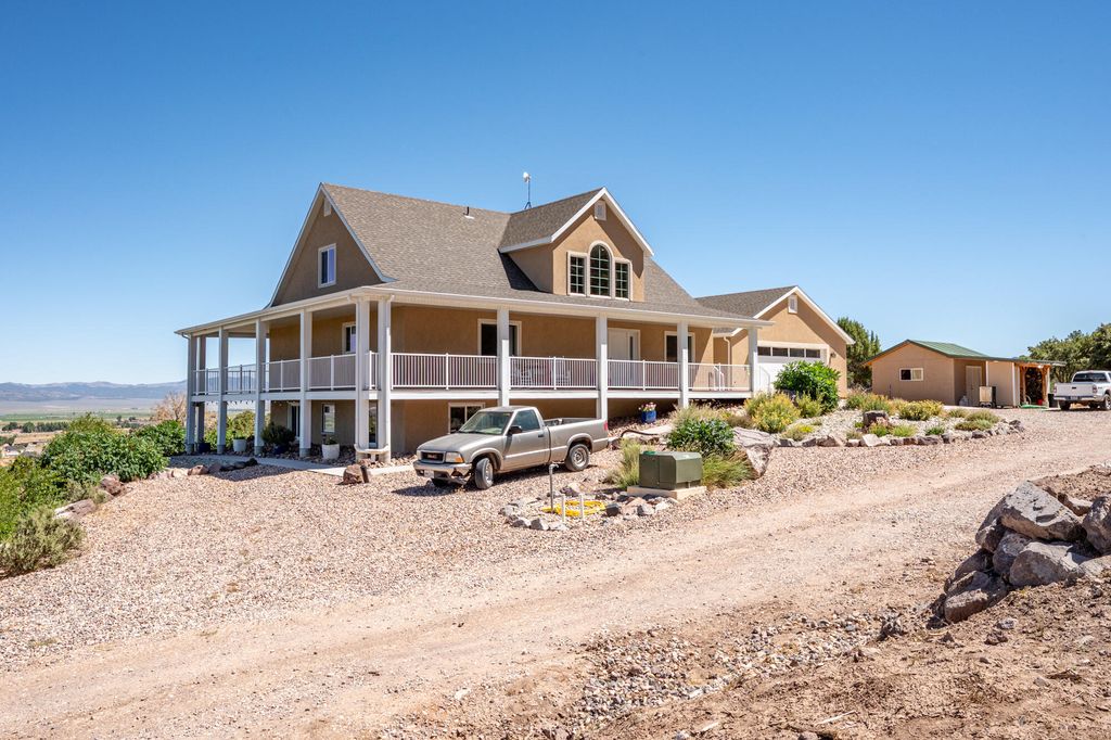Photo of 1521 W 950 S, Parowan, UT 84761 (MLS # 112482)