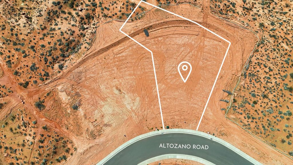 Photo of 1499 N Altozano RD #203, Washington, UT 84780 (MLS # 116117)