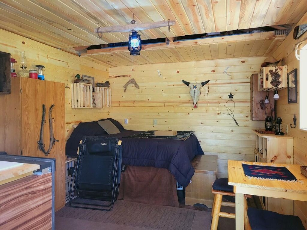 Photo of 85 Pole Canyon DR, Duck Creek Village, UT 84762 (MLS # 107311)