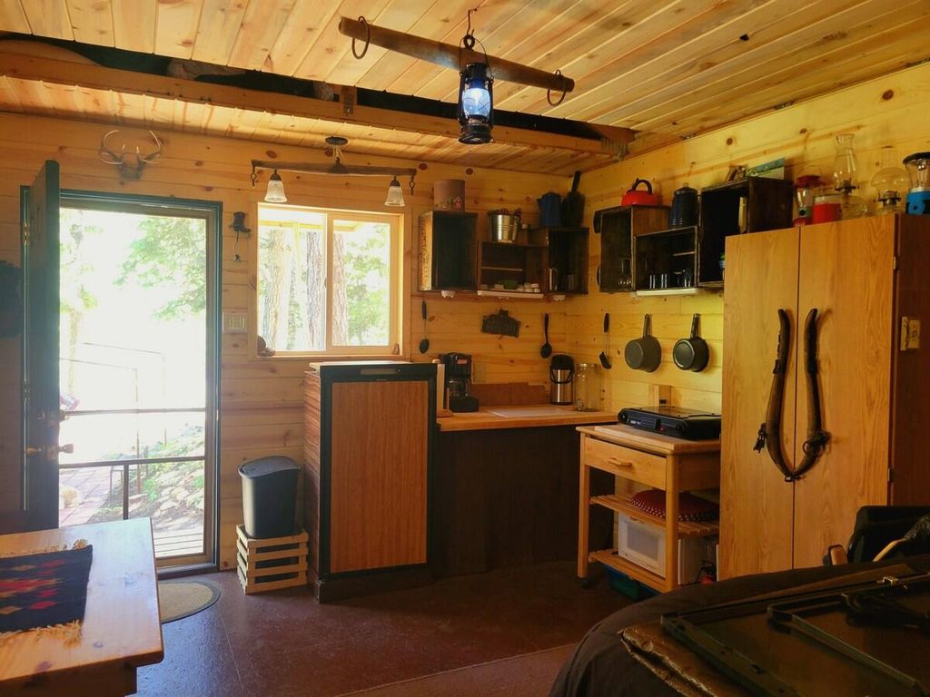 Photo of 85 Pole Canyon DR, Duck Creek Village, UT 84762 (MLS # 107311)