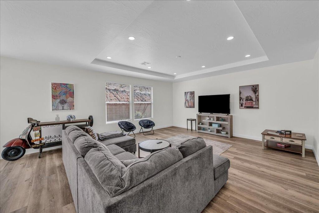 Photo of 1466 N ARENA ROJA DR, Washington, UT 84780 (MLS # 112053)