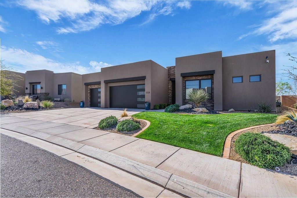 Photo of 1559 W Firepit Knoll DR, Saint George, UT 84770 (MLS # 115494)