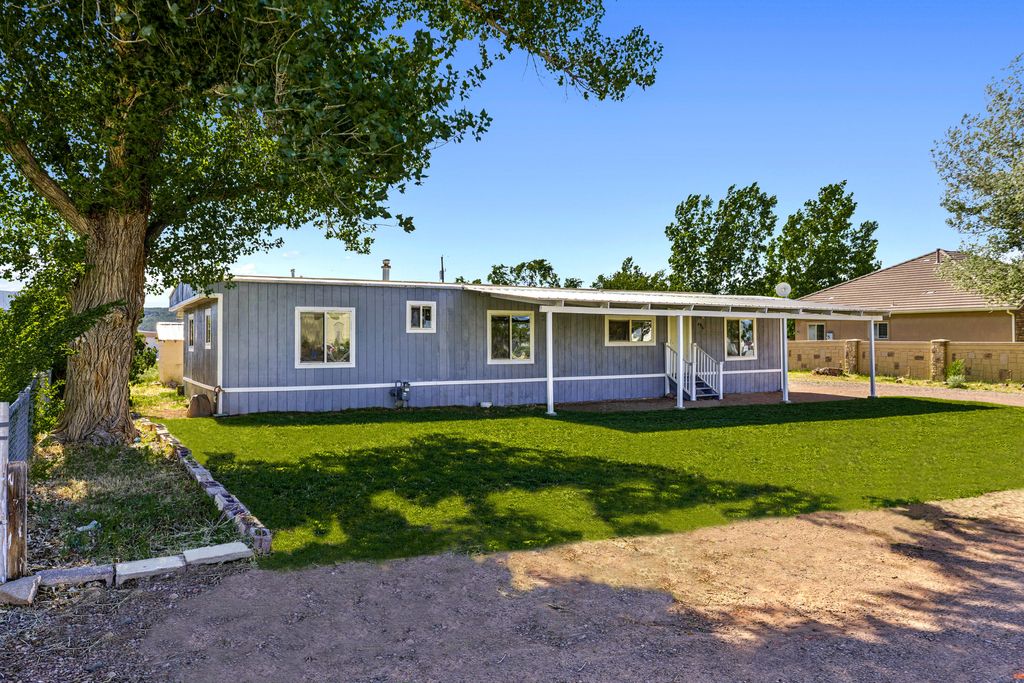 Photo of 496 S 200 E, Enterprise, UT 84725 (MLS # 114741)