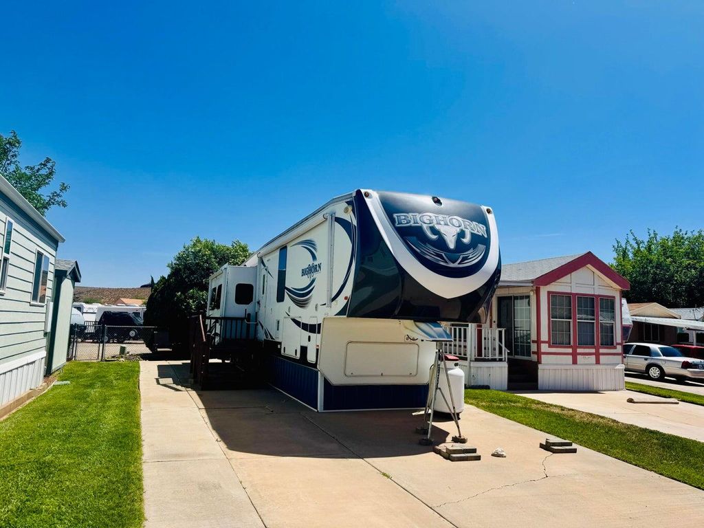 Photo of 1160 E Telegraph ST #175, Washington, UT 84780 (MLS # 116229)