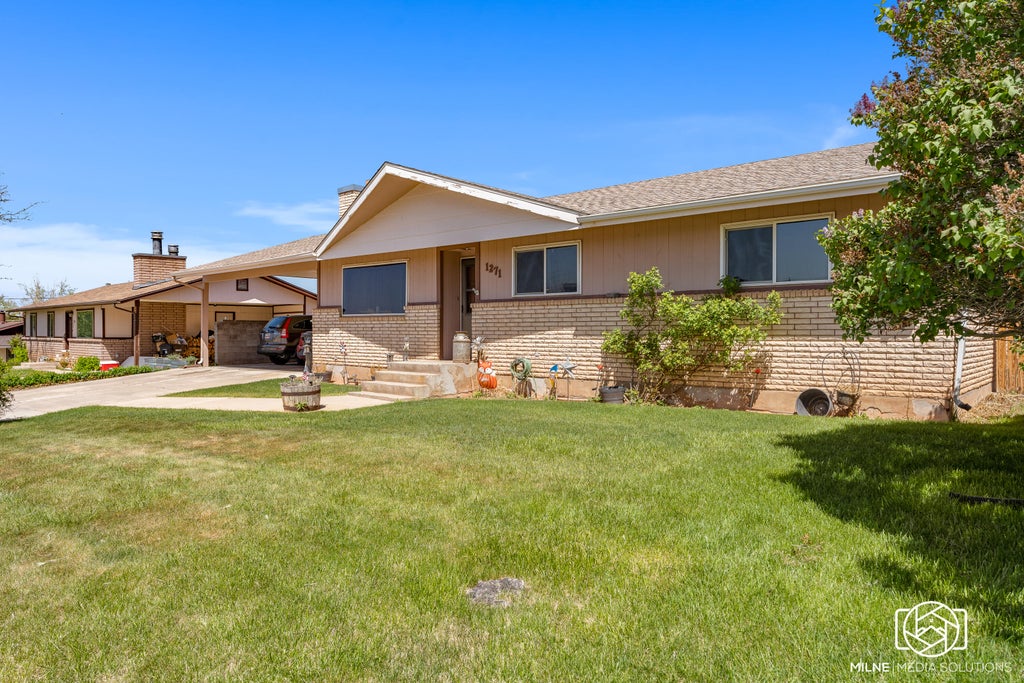 Photo of 1271 S 860 W, Cedar City, UT 84720 (MLS # 117891)