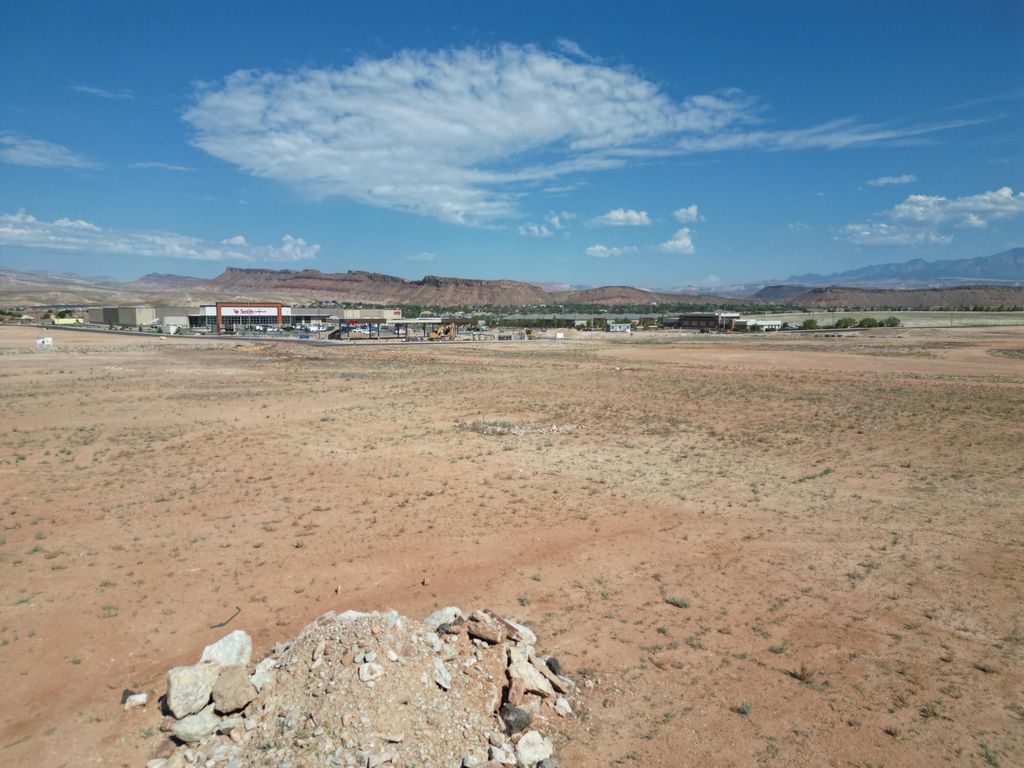 Photo of Pioneer Parkway #Fire Station 4, Saint George, UT 84790 (MLS # 115755)