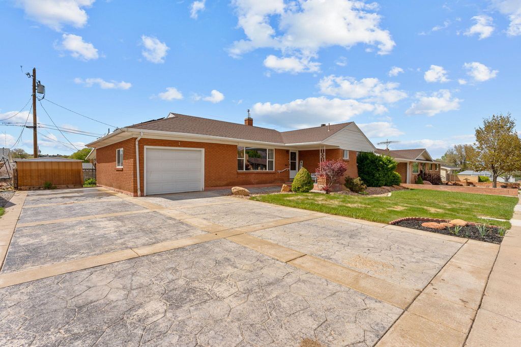 Photo of 534 S 450 W, Cedar City, UT 84720 (MLS # 115738)