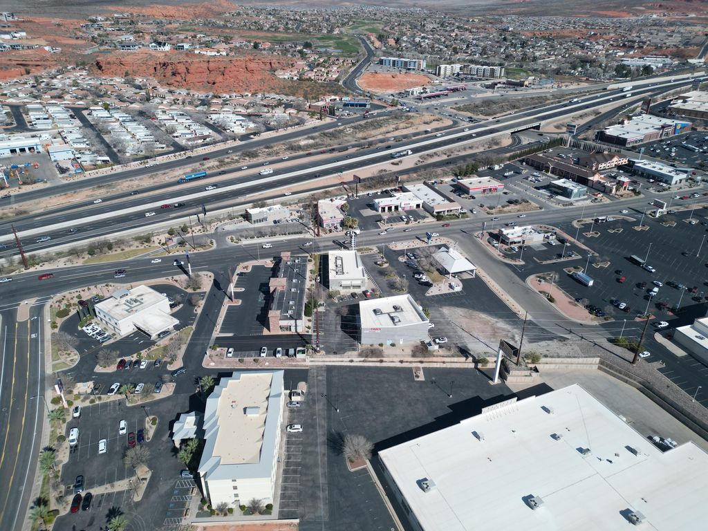 Photo of 1055 W RED CLIFFS Dr, Washington, UT 84780 (MLS # 114970)